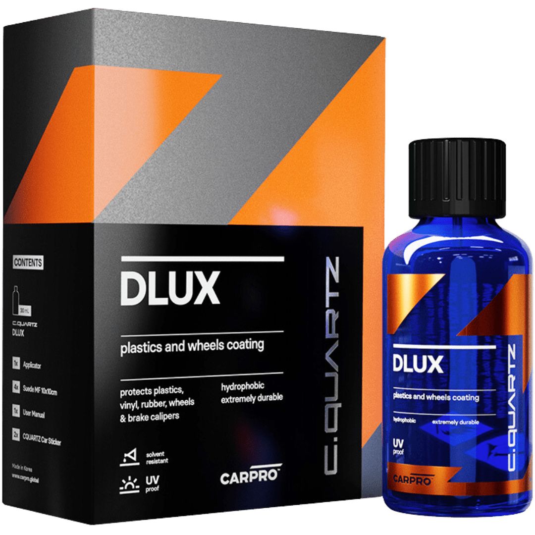 Die 30 Milliliter Flasche der CarPro DLUX Felgenversiegelung mit der Verpackung