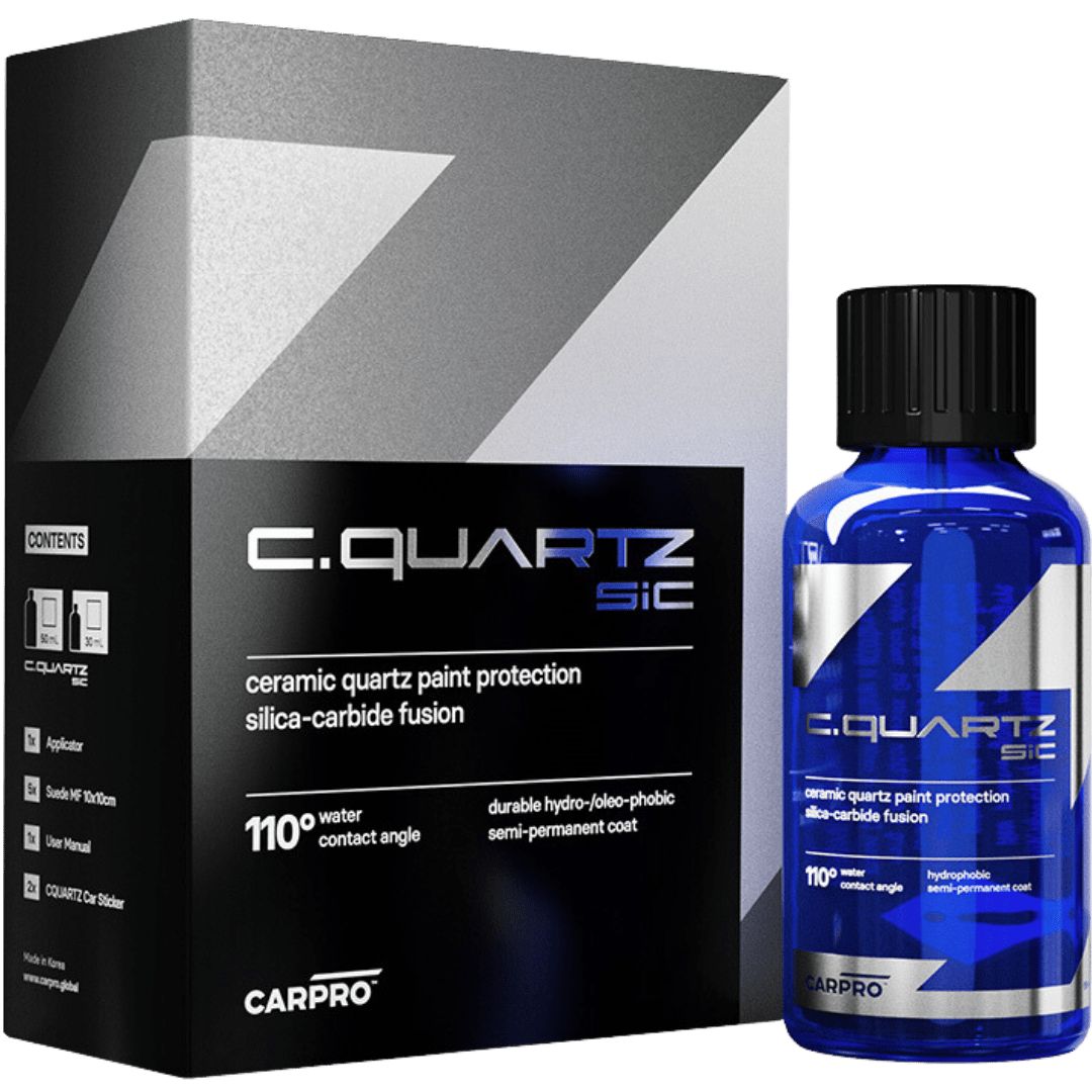 Die 30 Milliliter Flasche der CarPro CQuartz SiC Keramikversiegelung mit der Verpackung