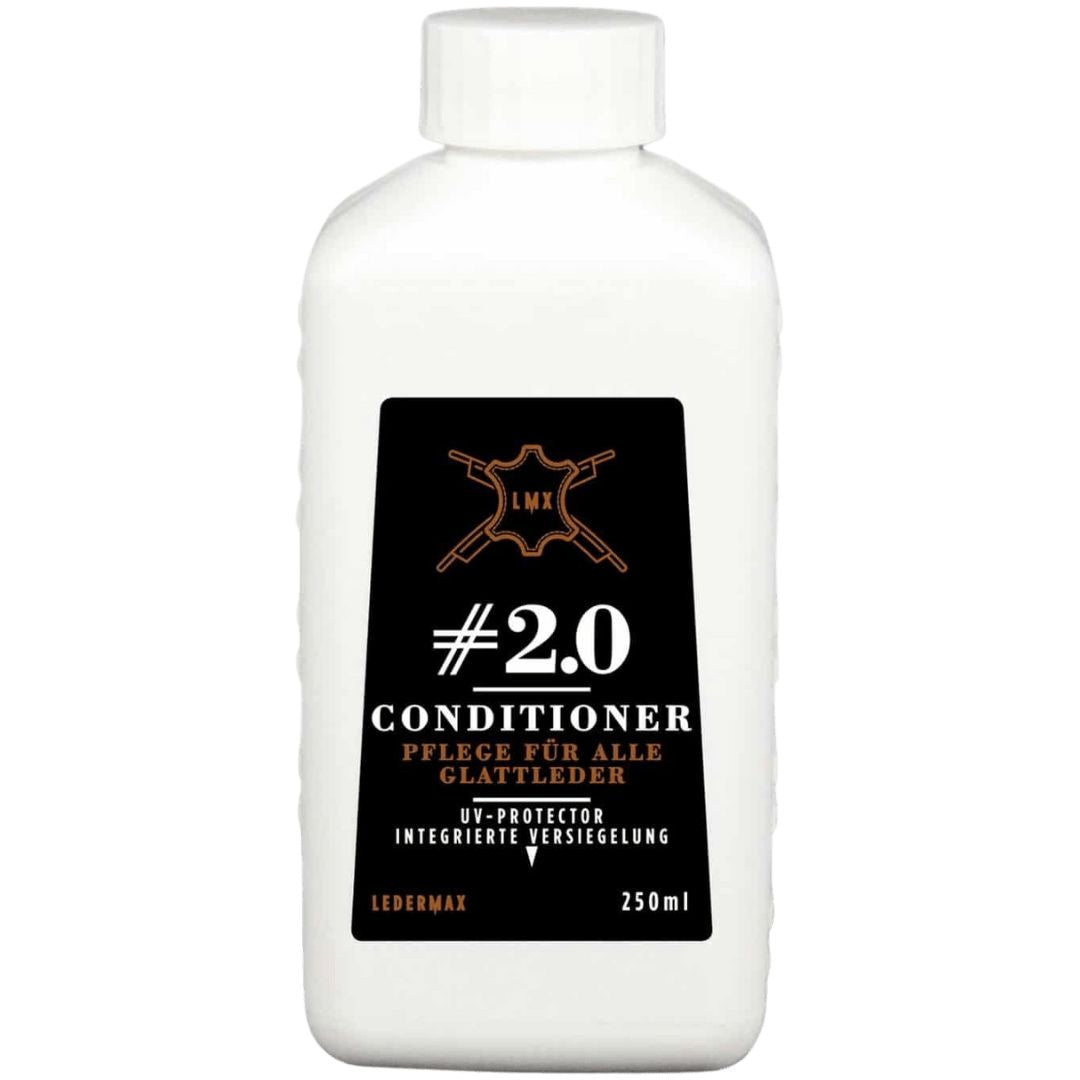 Die 250 Milliliter Flasche der Ledermax Conditioner 2.0 Lederpflege
