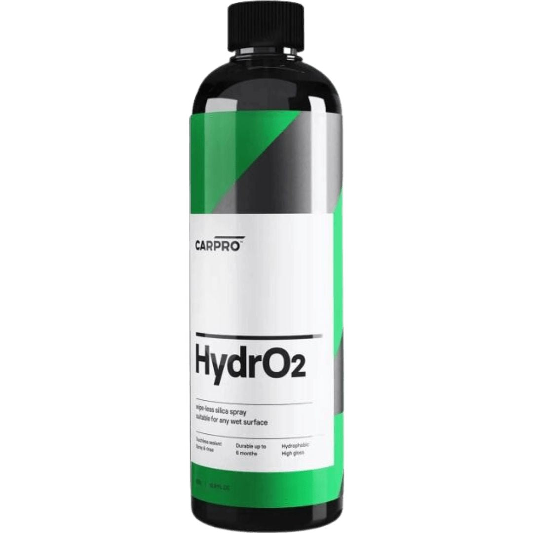 Die 500 Milliliter Flasche der CarPro HydrO2 Nassversiegelung