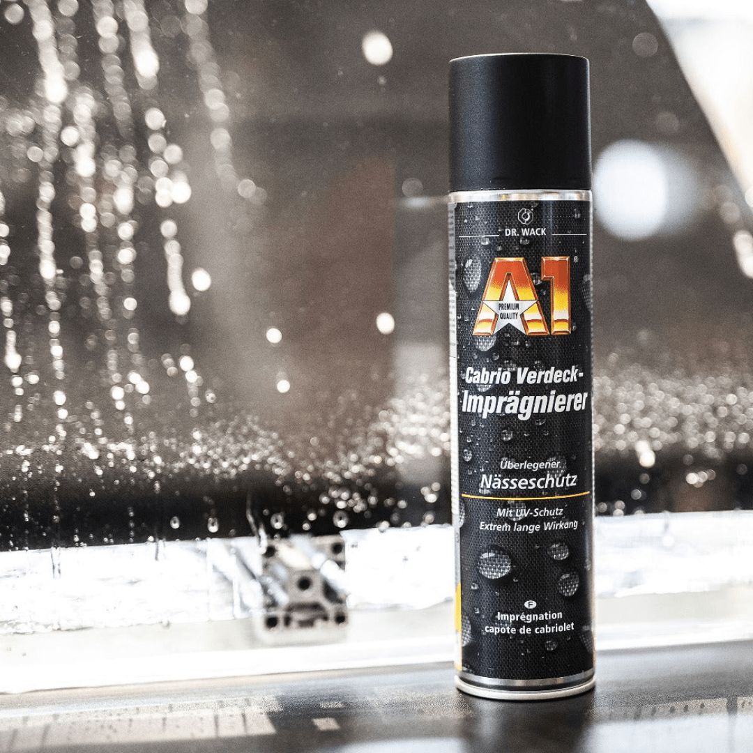 Der Dr. Wack A1 Cabrio Verdeckimprägnierer auf einem Auto
