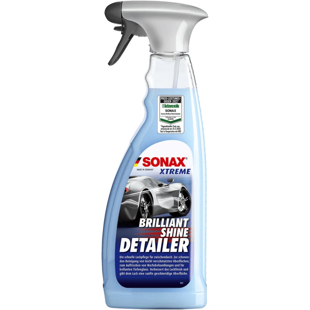 Die 750 Milliliter Sprühflasche des Sonax Xtreme Brilliant Shine Detailer