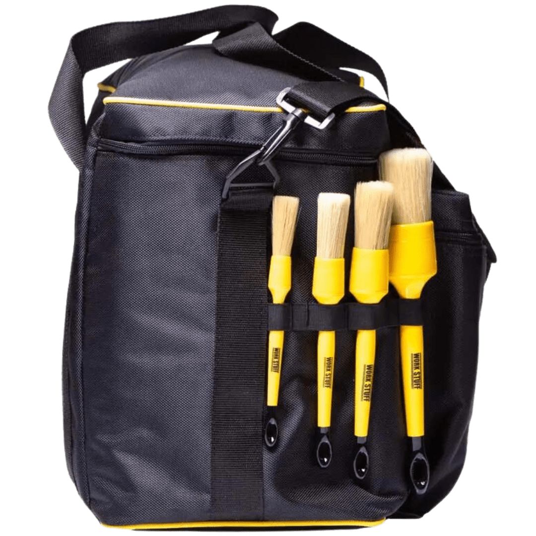 Die Seitenansicht der Work Stuff Work Bag mit 4 befestigten Pinseln