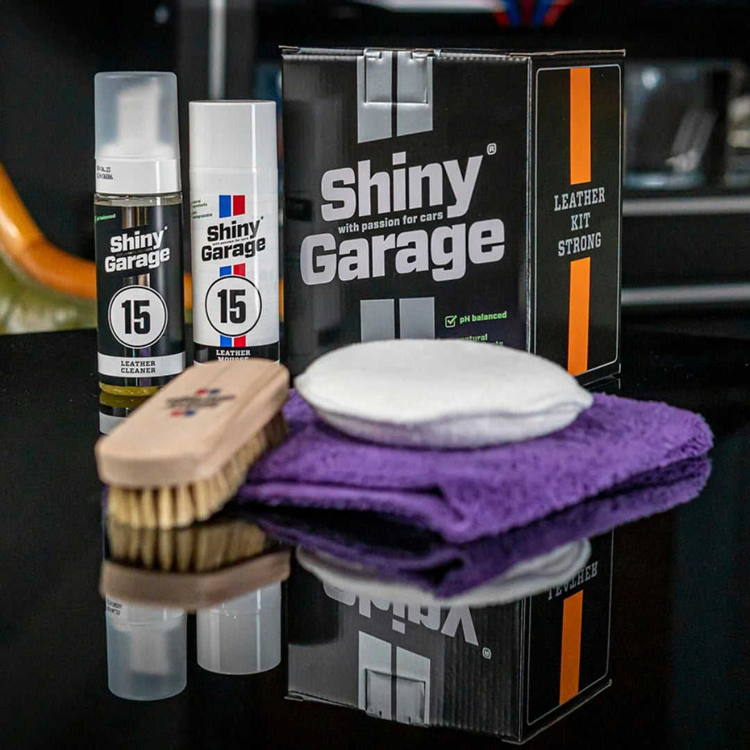 Shiny Garage Leather Kit Strong | Lederset