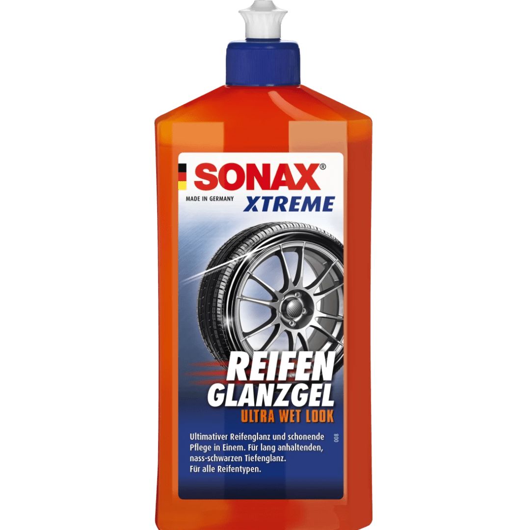 Die 500 Milliliter Flasche der Sonax Xtreme Reifenglanzgel Reifenpflege