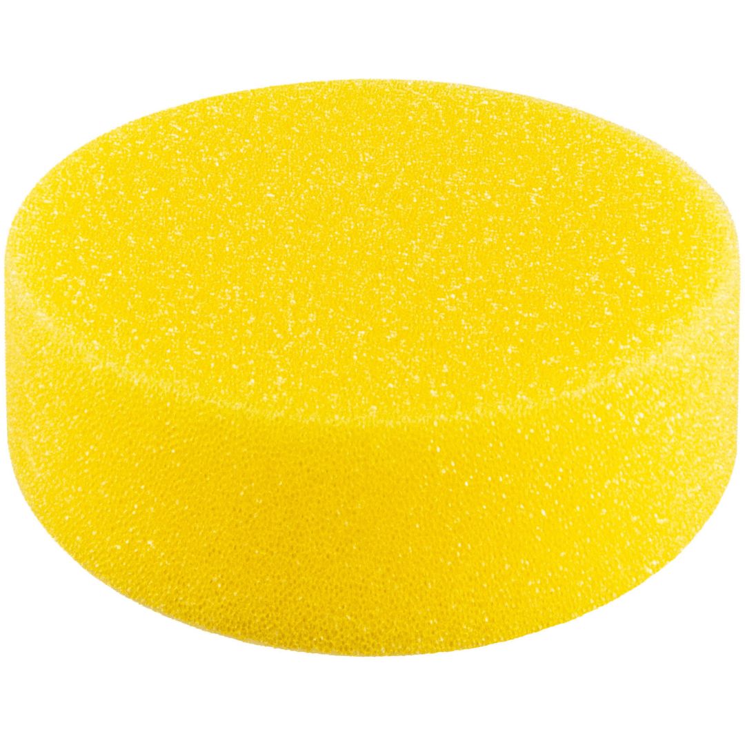 Der Schwamm der Soft99 Fusso Coat 12 Month Wax Light Wachsversiegelung