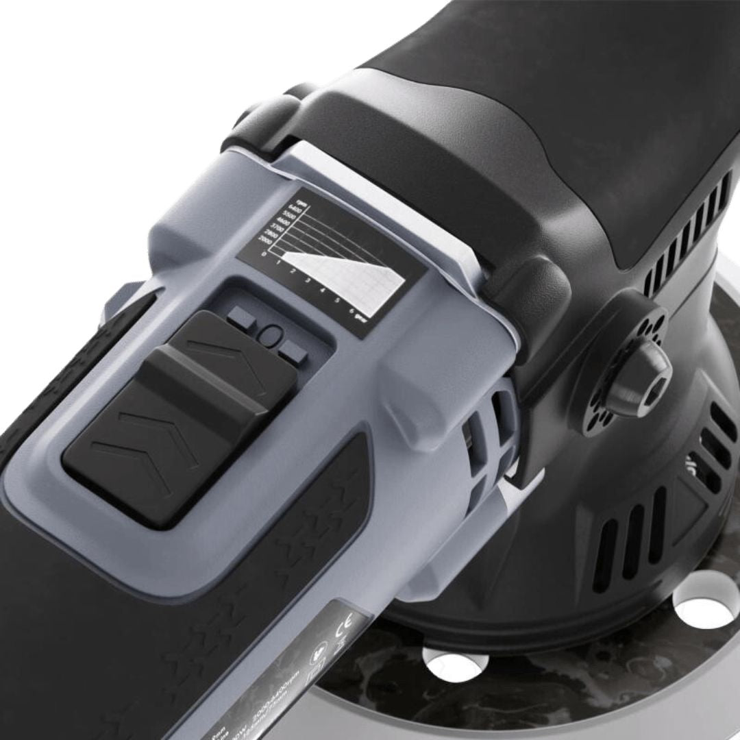 Die ChemicalWorkz DA9 Exzenter Poliermaschine von der Nähe