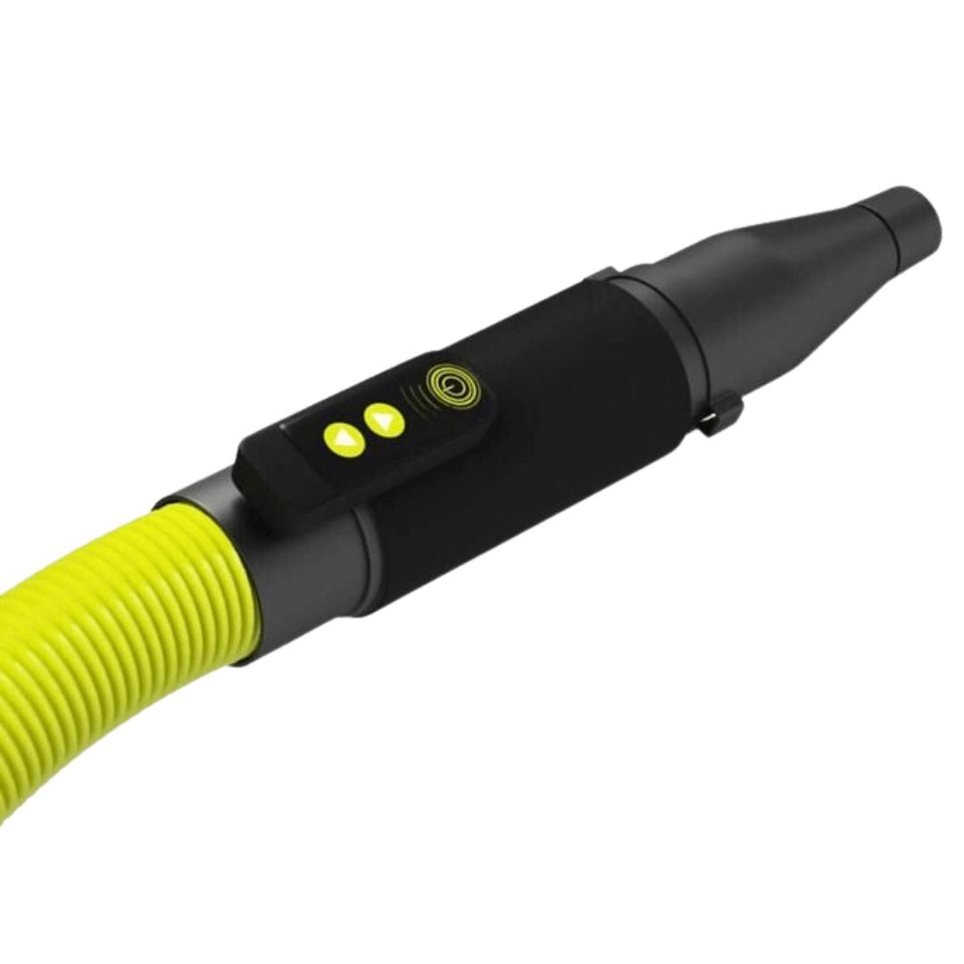 Der Schlauch des BigBoi BlowR PRO+ Lacktrockner