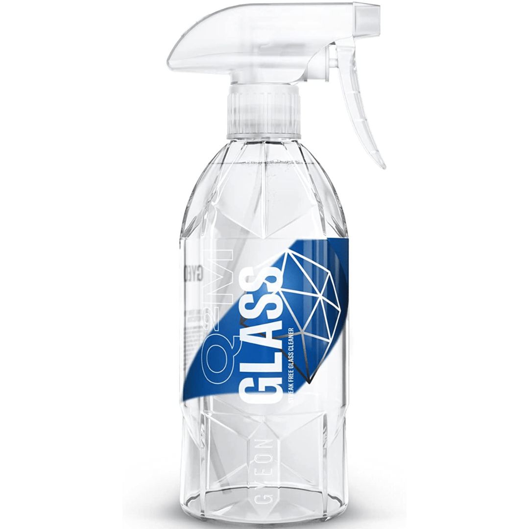 Die 500 Milliliter Sprühflasche des Gyeon Q²M Glass Scheibenreiniger