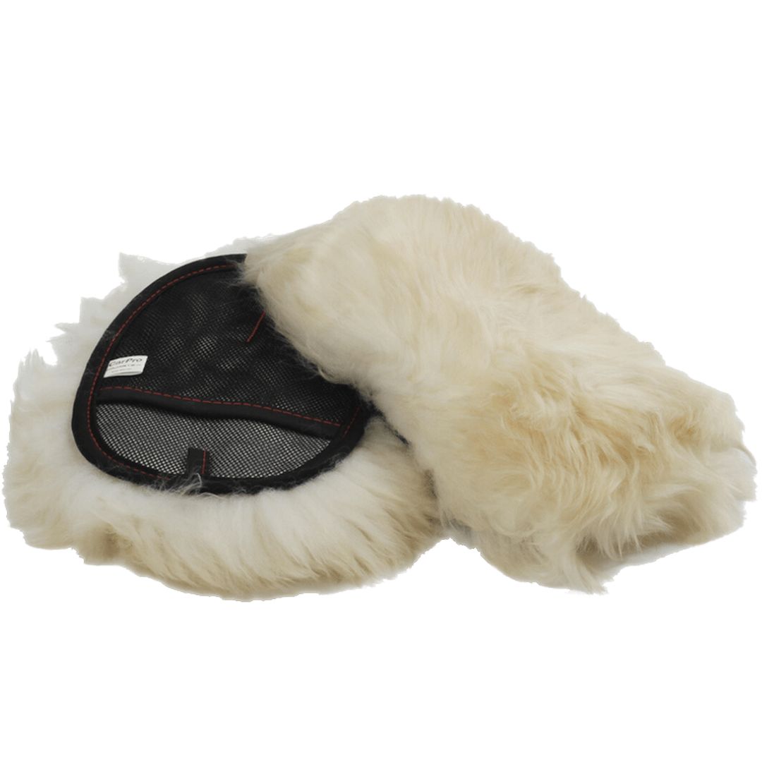Der CarPro Merino Wool Wash Mitt Waschhandschuh
